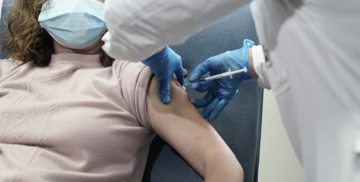 Κορονοϊός: Άνοιξε η πλατφόρμα των ραντεβού εμβολιασμού για τους άνω των 85 ετών