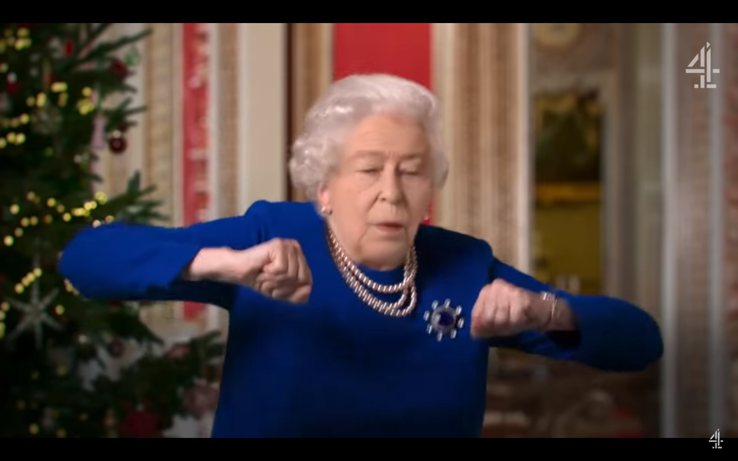 Αντιδράσεις για το TikTok βίντεο με τον χορό της βασίλισσας Ελισάβετ