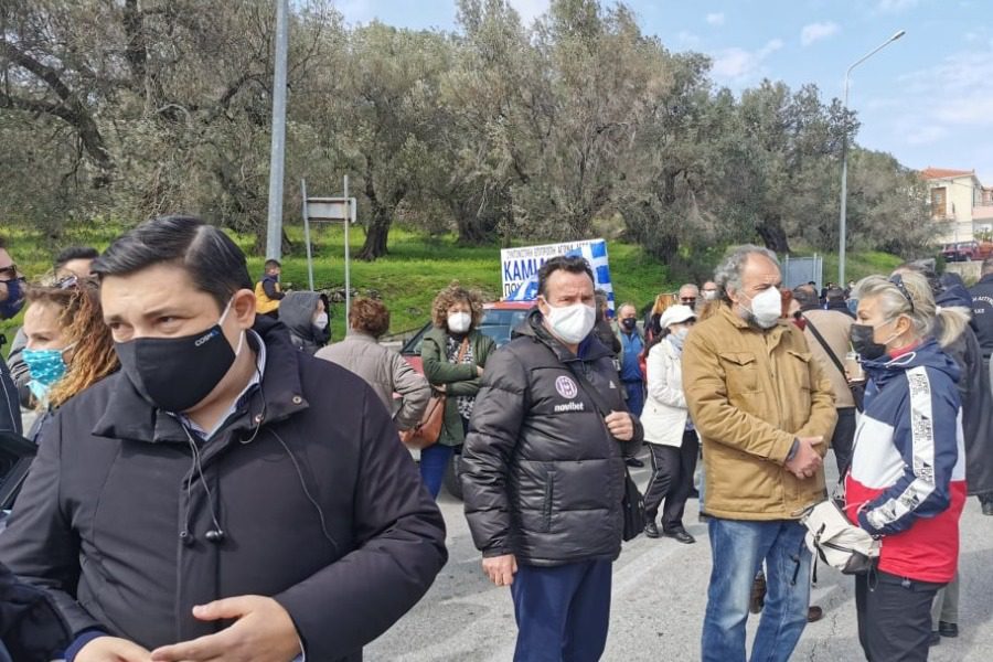 Πορεία κατά της υπερδομής Μηταράκη: Ηχηρό «μηχανοκίνητο»…μήνυμα από τη Λέσβο