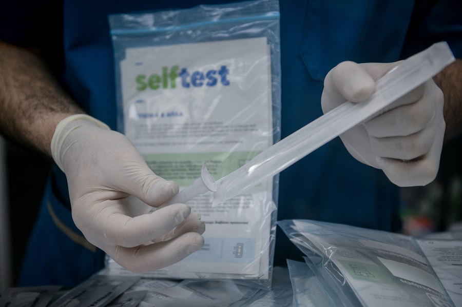 Self test: Σταματά η δωρεάν διάθεση στα φαρμακεία στις 19 Ιουνίου -Θα τα πληρώνουν οι πολίτες