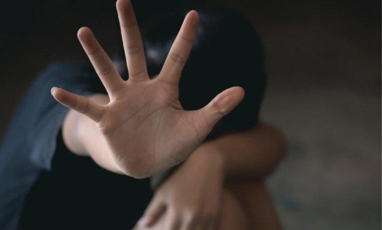 Πετράλωνα: Σε δίκη παραπέμπονται 10 άτομα για τον βιασμό των δύο αδερφών