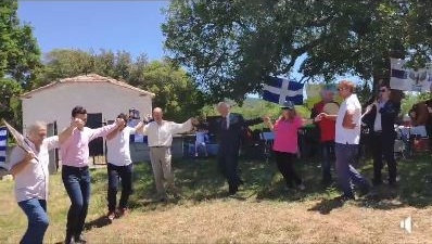 Λάρισα: Νοσταλγοί της Χούντας έστησαν τρικούβερτο γλέντι στο Σταυροβούνι (vid)