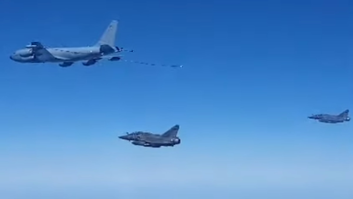 Su-30: Χαμός στη Μαύρη Θάλασσα με αναχαιτίσεις γαλλικών Mirage-2000! video
