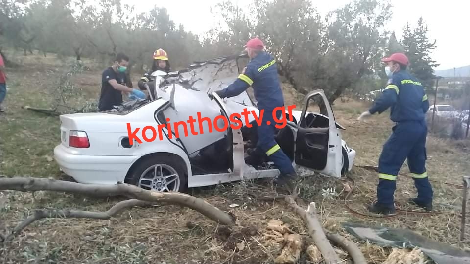 Τροχαίο στην Κόρινθο: Αυτοκίνητο κατέληξε σε ελαιώνα – Νεκρός ο οδηγός (pics)
