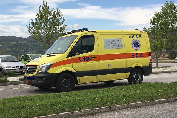 Σοκ στην Κατερίνη: Φορτηγάκι παρέσυρε 2χρονη – Νοσηλεύεται σε σοβαρή κατάσταση