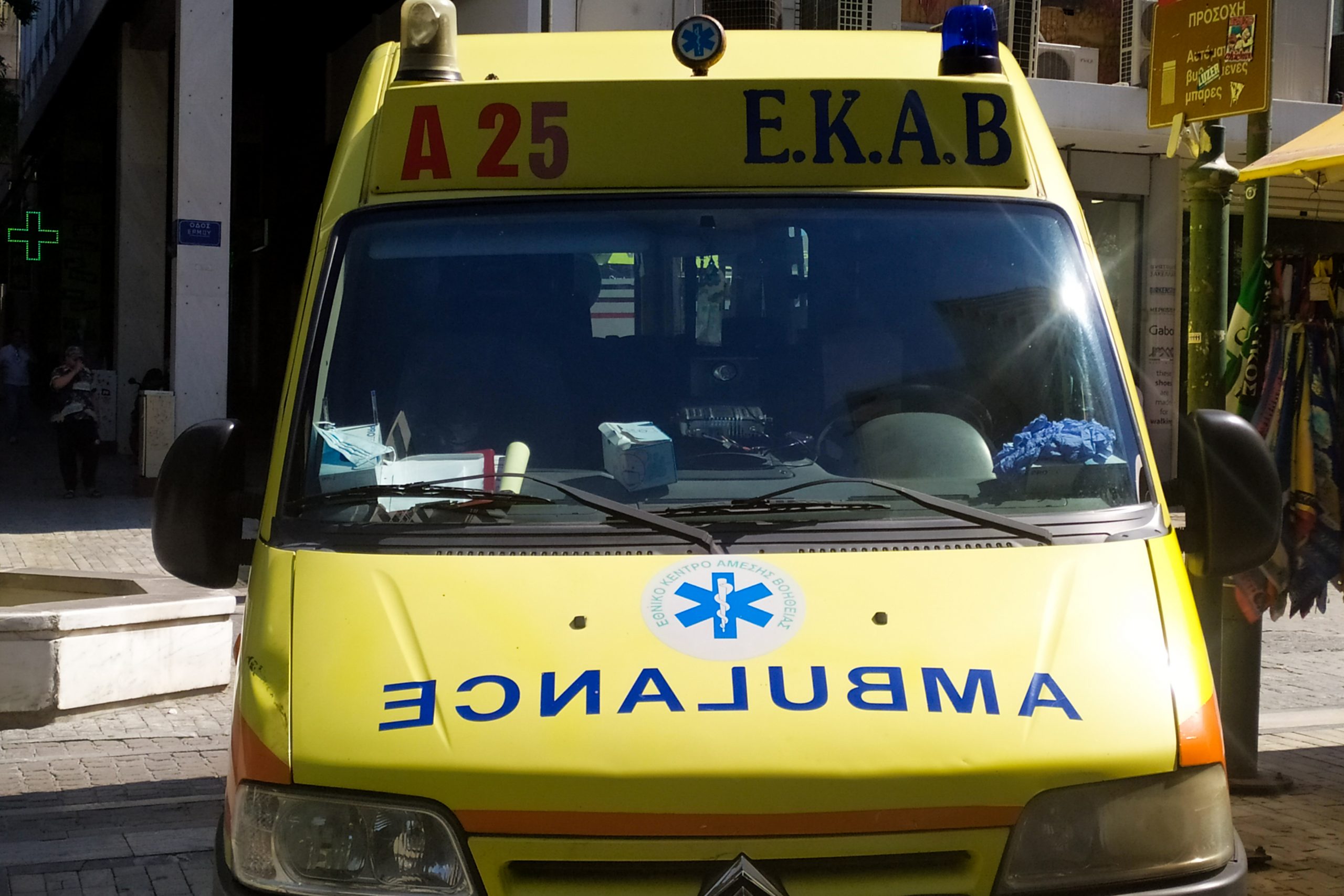 Θεσσαλονίκη: Νεκρός 47χρονος – Καταπλακώθηκε από φορτηγό την ώρα που άλλαζε λάστιχο