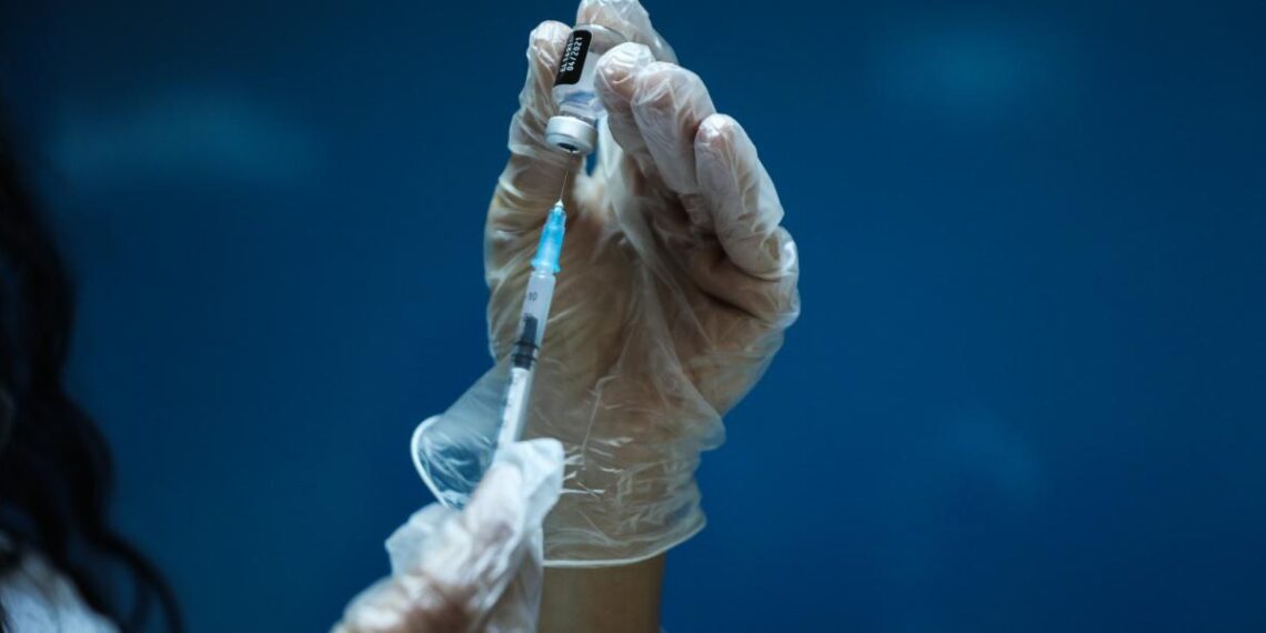 Κορονοϊός: «Έκρηξη» αντισωμάτων μετά την τρίτη δόση του εμβολίου
