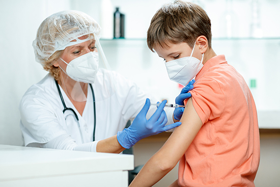 Κικίλιας: Έρχονται εμβολιασμοί τον Αύγουστο σε παιδιά ηλικίας 12 -15 ετών