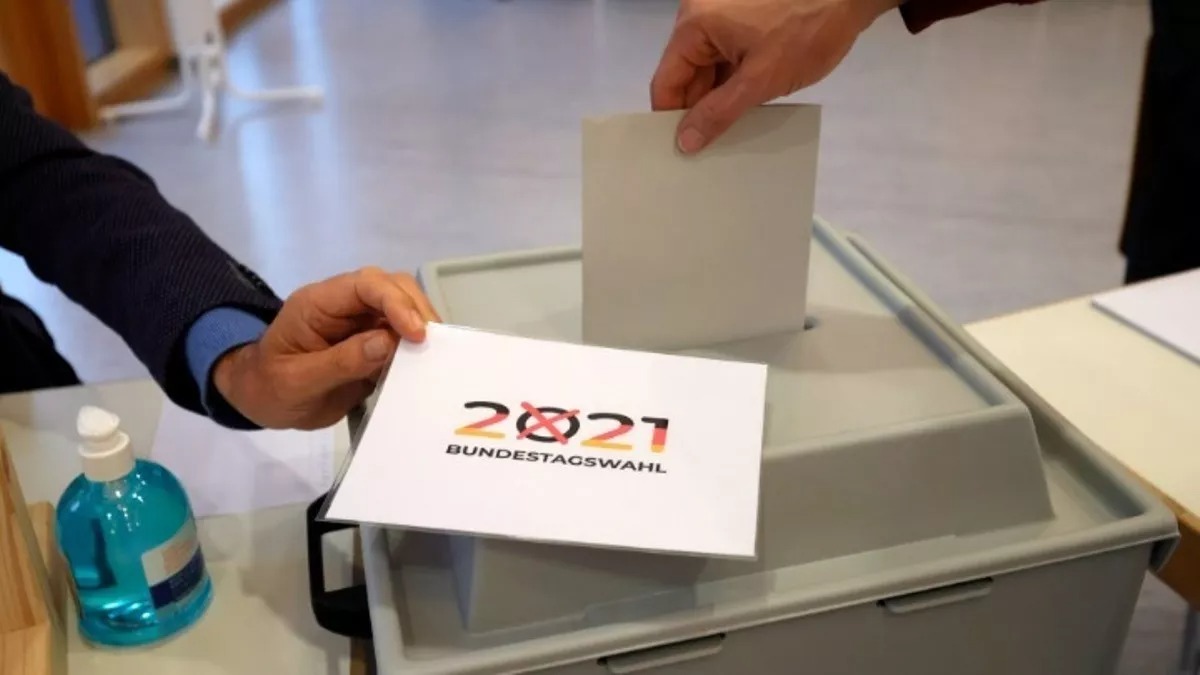 Γερμανικές εκλογές: Θρίλερ δίχως τέλος! Στο 1,5% το προβάδισμα για SPD – Tα σενάρια για την επόμενη μέρα