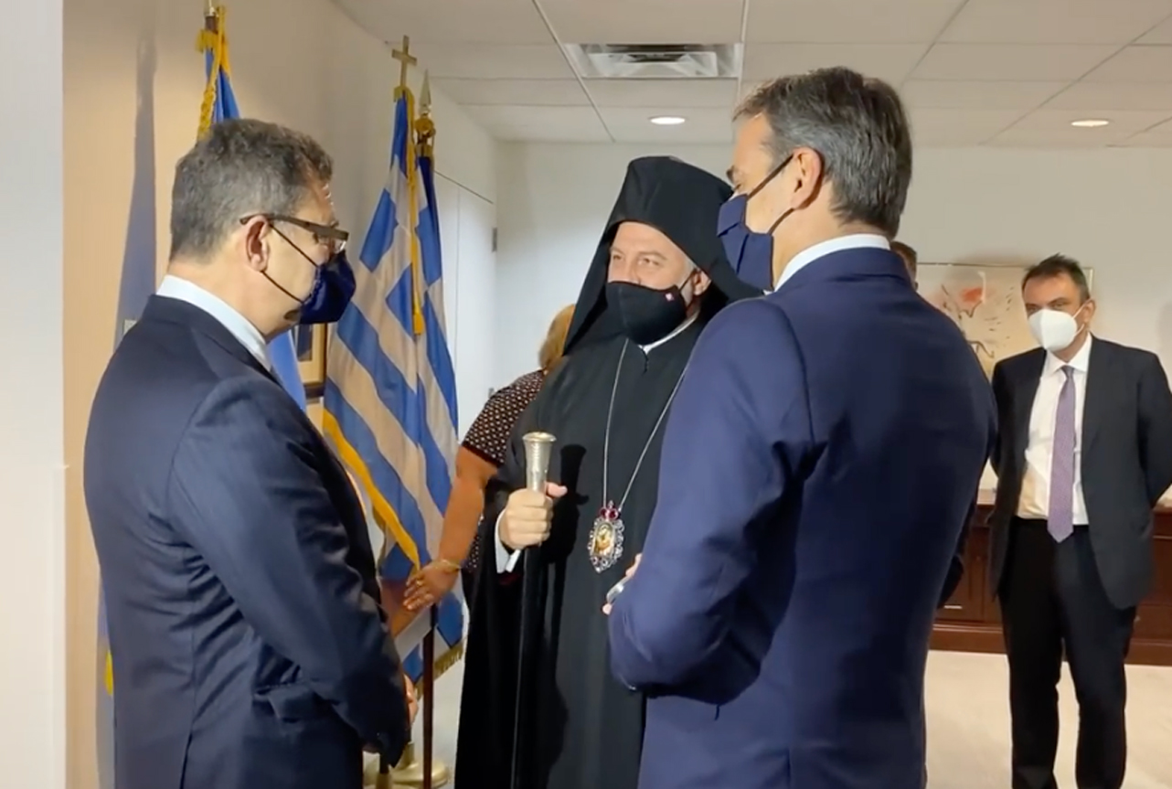 Ο Μητσοτάκης είδε τον Αρχιεπίσκοπο Ελπιδοφόρο και… «το θέμα θεωρείται λήξαν»