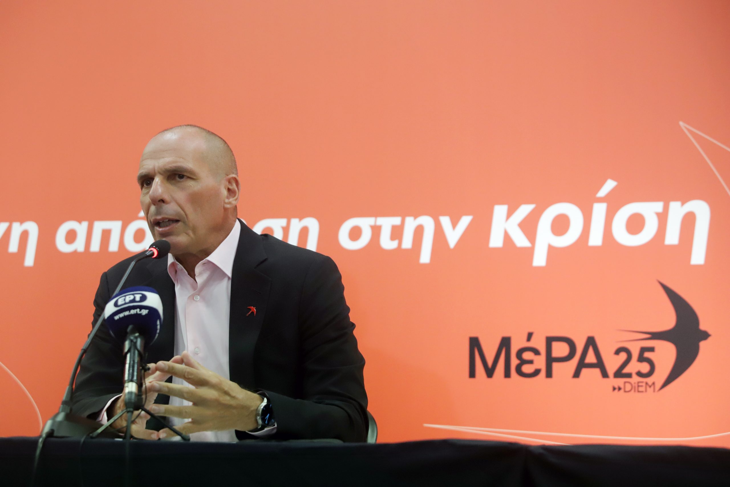 Κοινή κάθοδο για ΜέΡΑ25 και ΛΑΕ στις εθνικές εκλογές ανακοίνωσε ο Γιάνης Βαρουφάκης