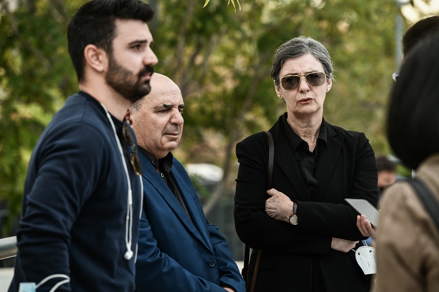 Ζακ Κωστόπουλος: Συγκλόνισε η μητέρα του στη δίκη – «Τίποτα δεν δικαιολογεί το φόνο, η αστυνομία δεν τον προστάτευσε»