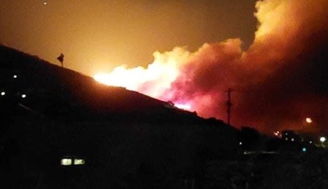 Φωτιά τώρα Τήνος: Σε ύφεση η πυρκαγιά – Ενισχύσεις από Ραφήνα, Σύρο και Άνδρο