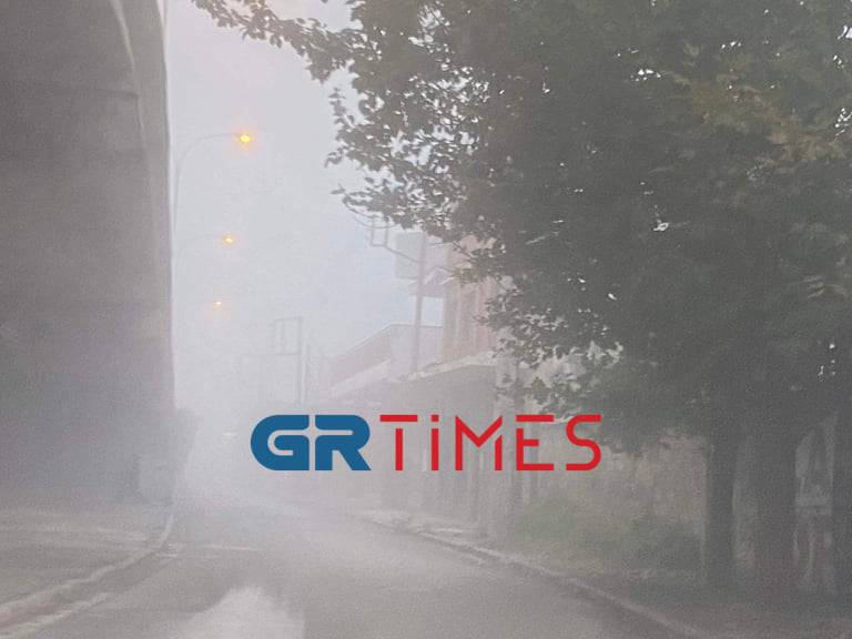 Η ομίχλη “εξαφάνισε” τη Θεσσαλονίκη! Απίστευτες εικόνες
