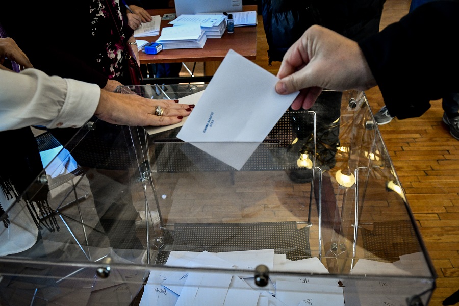 Εκλογές ΚΙΝΑΛ: 300 ψηφοφόροι του α’ γύρου «κόπηκαν» από τον β΄ γύρο