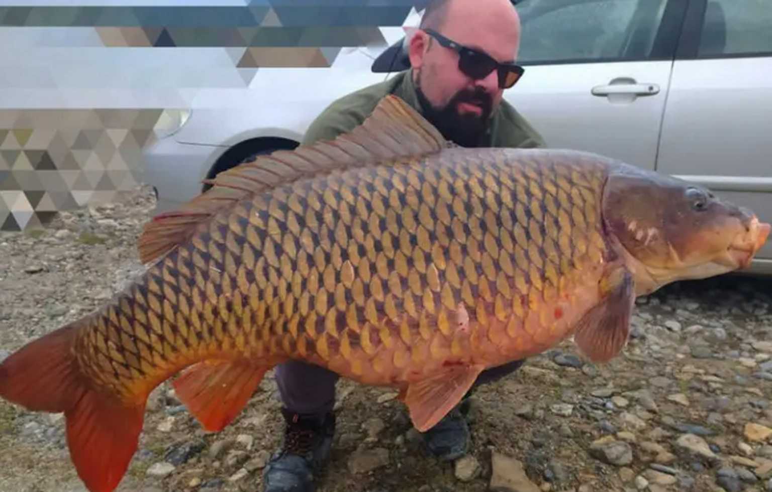 Κοζάνη: Έπιασε ψάρι…24 κιλών- Το μεγαλύτερο που έχει ψαρέψει