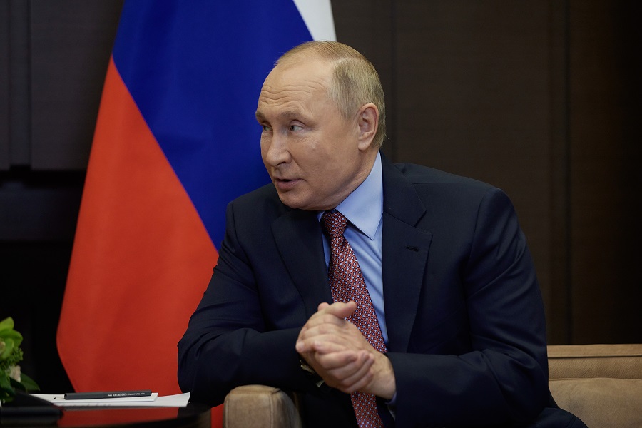 Telegraph: Πέντε σημάδια που δείχνουν πως ίσως ο Πούτιν είναι άρρωστος
