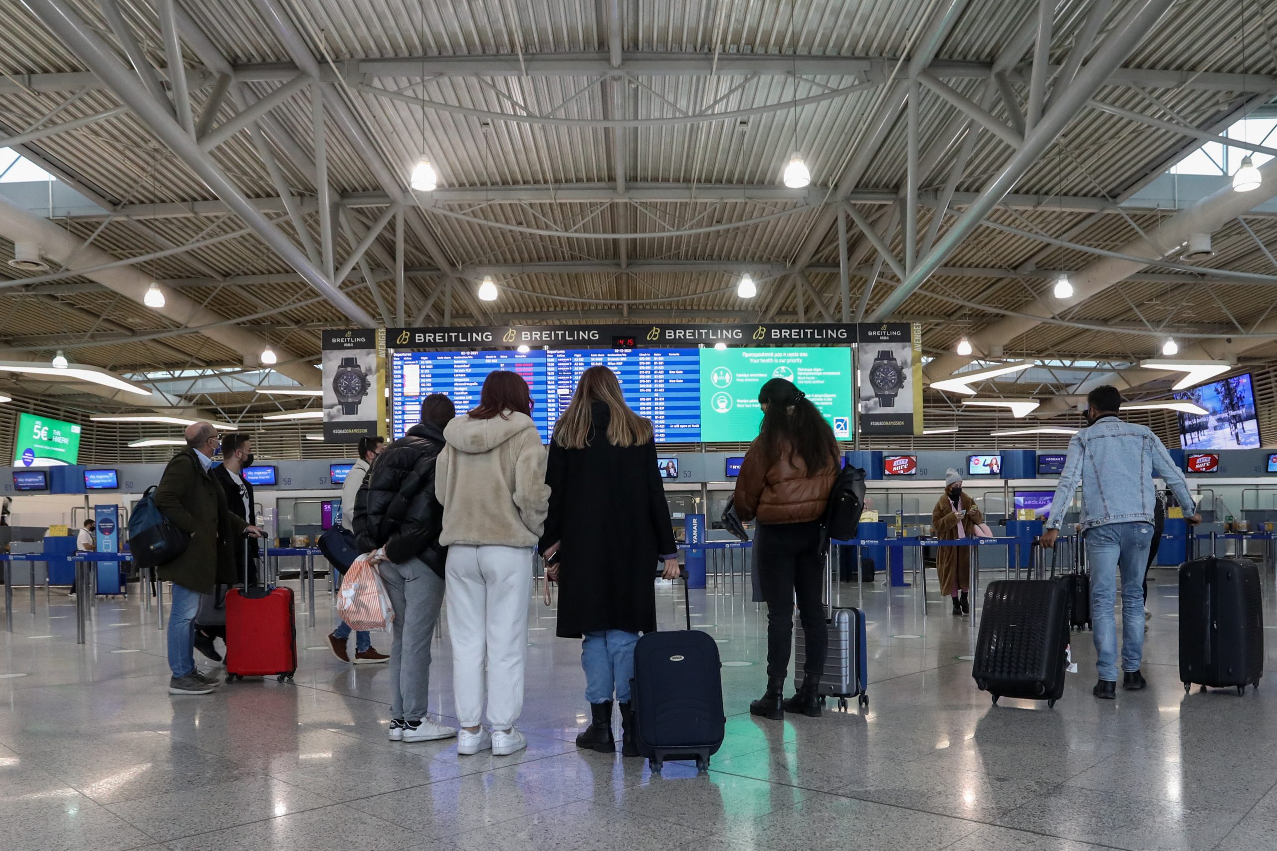 Κορονοϊός: Άρση όλων των περιορισμών για πτήσεις εσωτερικού και εξωτερικού