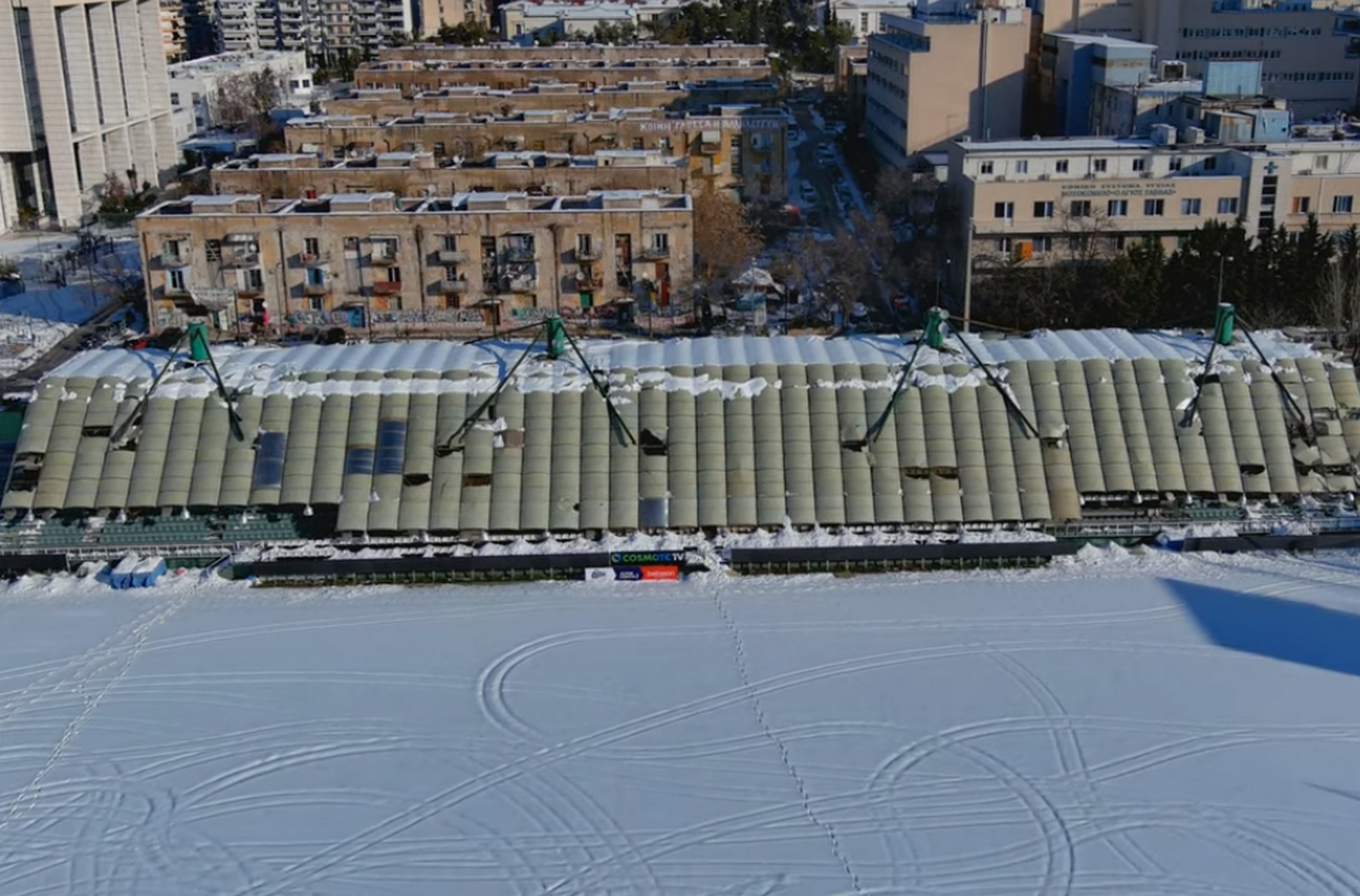 Παναθηναϊκός: Βίντεο από το γήπεδο της Λεωφόρου με το στέγαστρο να έχει καταρρεύσει από τα χιόνια