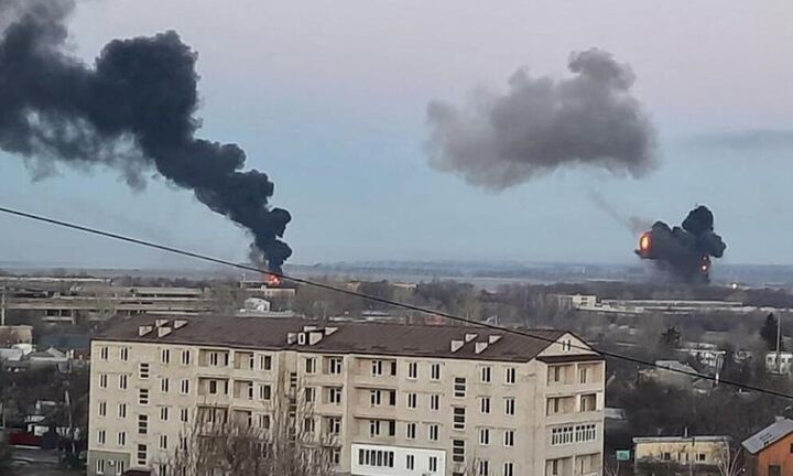 Ουκρανία: Βομβαρδίστηκε σιδηροδρομικός σταθμός – «Υπάρχουν θύματα»
