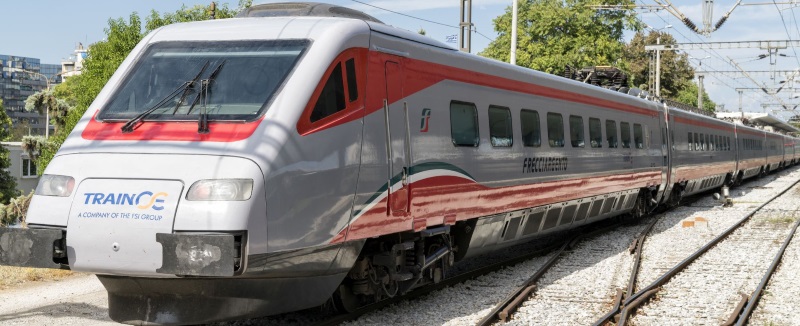 Τα τρένα που υποδεχόμαστε με φανφάρες οι Ιταλοί τα έστειλαν για σκραπ