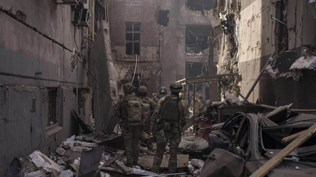 Πόλεμος στην Ουκρανία: Η Ρωσία σφυροκοπά Κίεβο, Χάρκοβο, Λβιβ! Συνεχίζει την επίθεση στη Μαριούπολη