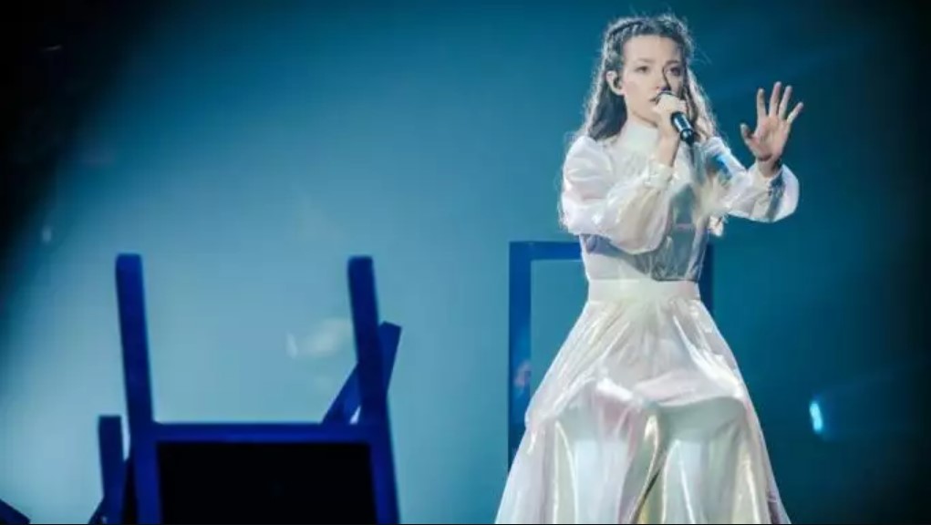 Eurovision 2022: Η Αμάντα και το «Die toghether», στην 15η θεση, κατα σειρά εμφάνισης του αποψινού ημιτελικού