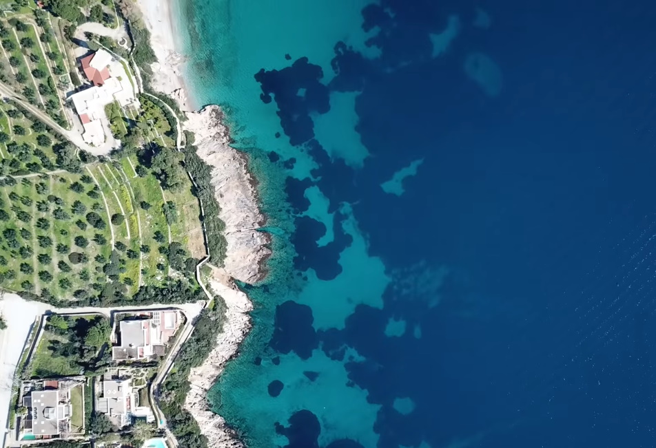 Ιδού οι πέντε καλύτερες… μυστικές παραλίες κοντά στην Αθήνα! video