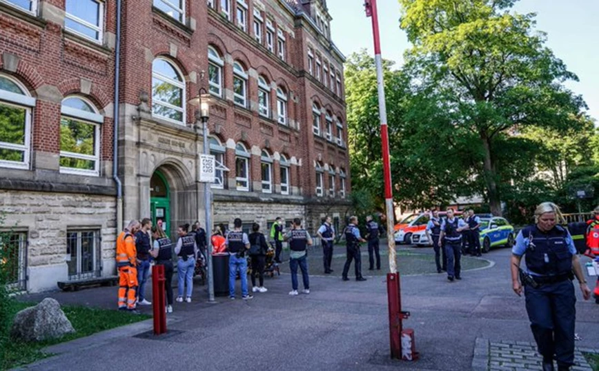 Γερμανία: Επίθεση με μαχαίρι σε σχολείο – Σοβαρά τραυματισμένες δασκάλα και μαθήτρια