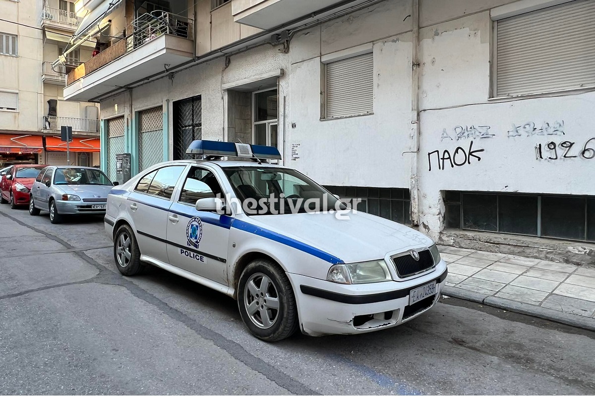 Θεσσαλονίκη: Νεκρός 43χρονος που έπεσε από πολυκατοικία (pic)