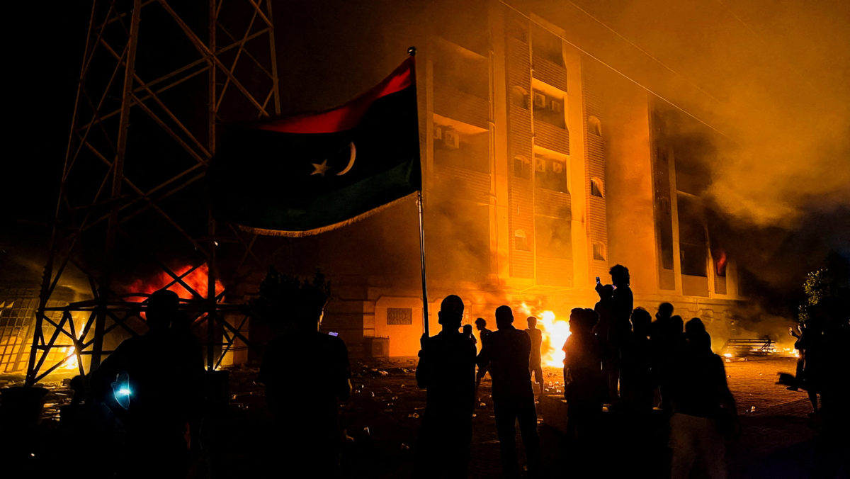 Χάος στη Λιβύη: Εξοργισμένοι διαδηλωτές