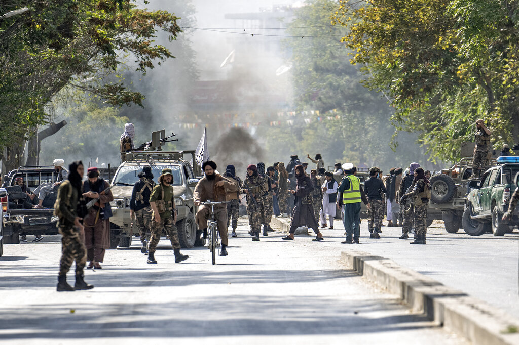 Μακελειό στο Αφγανιστάν: Τουλάχιστον 19 νεκροί και 27 τραυματίες από επίθεση καμικάζι