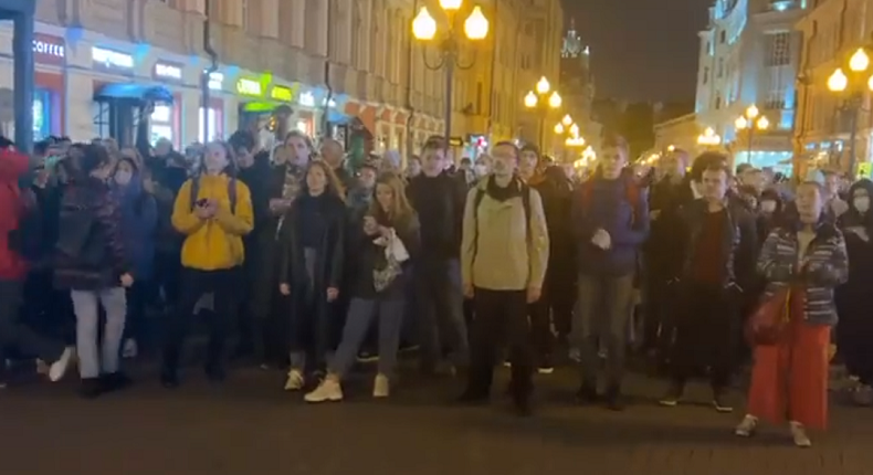 Ρωσία: Αντιπολεμικές διαδηλώσεις με εκατοντάδες συλλήψεις