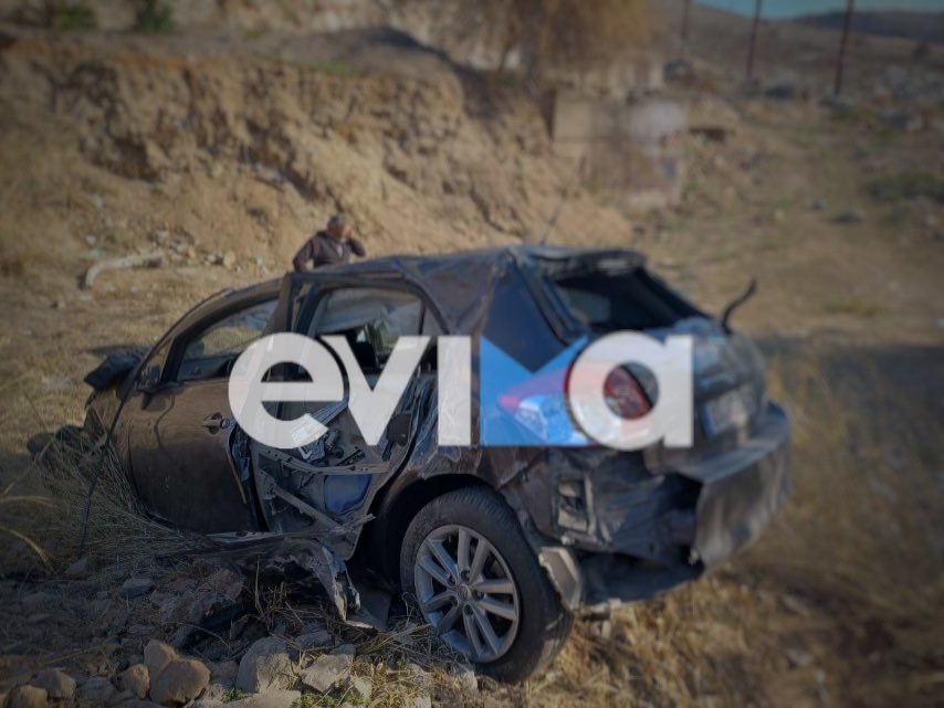Σοκαριστικό τροχαίο στη Χαλκίδα: Αυτοκίνητο έκανε τούμπες και κατέληξε στον γκρεμό (pics)