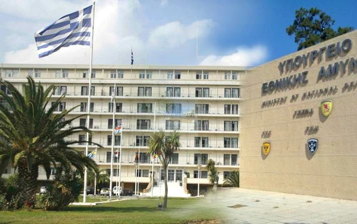 ΣΥΡΙΖΑ-ΠΣ: Υπέρβαση 10 εκατομμύρια ευρώ για φωτιστικά από το υπουργείο Αμυνας