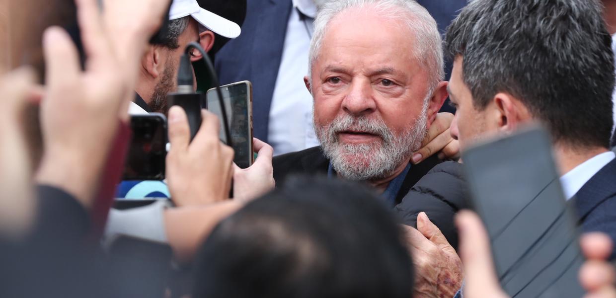 Βραζιλία: Ο Λούλα έδιωξε τον αρχηγό του στρατού