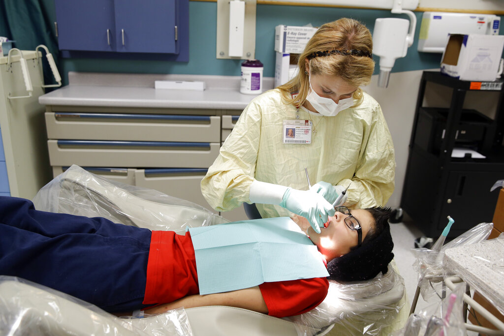 Dentist pass: Δωρεάν εξετάσεις στον οδοντίατρο για παιδιά 6-12 ετών