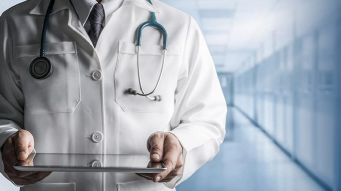 Σαουδική Αραβία: Προσελκύει ξένους γιατρούς, δίνοντας «το βάρος τους σε χρυσό»