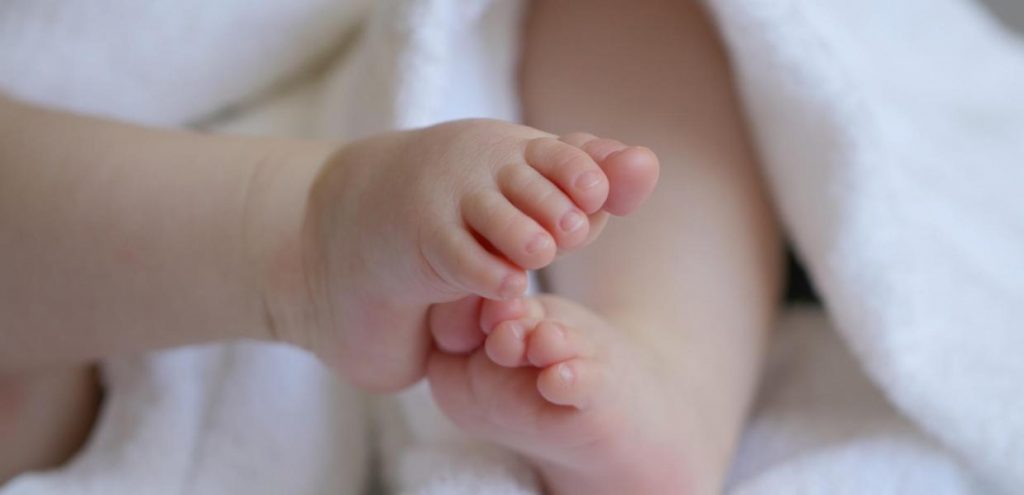 Απίστευτο περιστατικό στο Ηράκλειο: Έγκυος γέννησε στην τουαλέτα νοσοκομείου