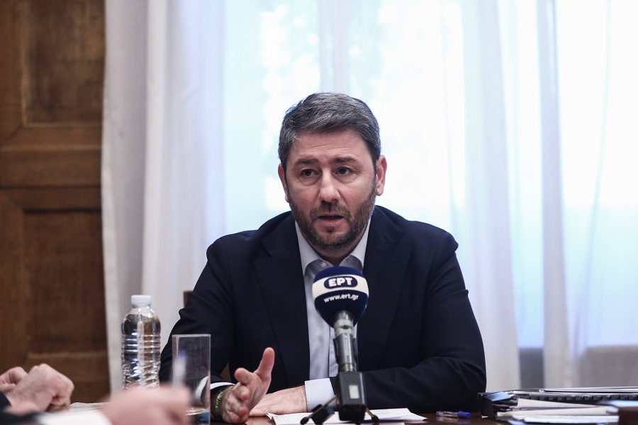 Ο Νίκος Ανδρουλάκης ζητά επίσπευση της έρευνας για την παρακολούθηση