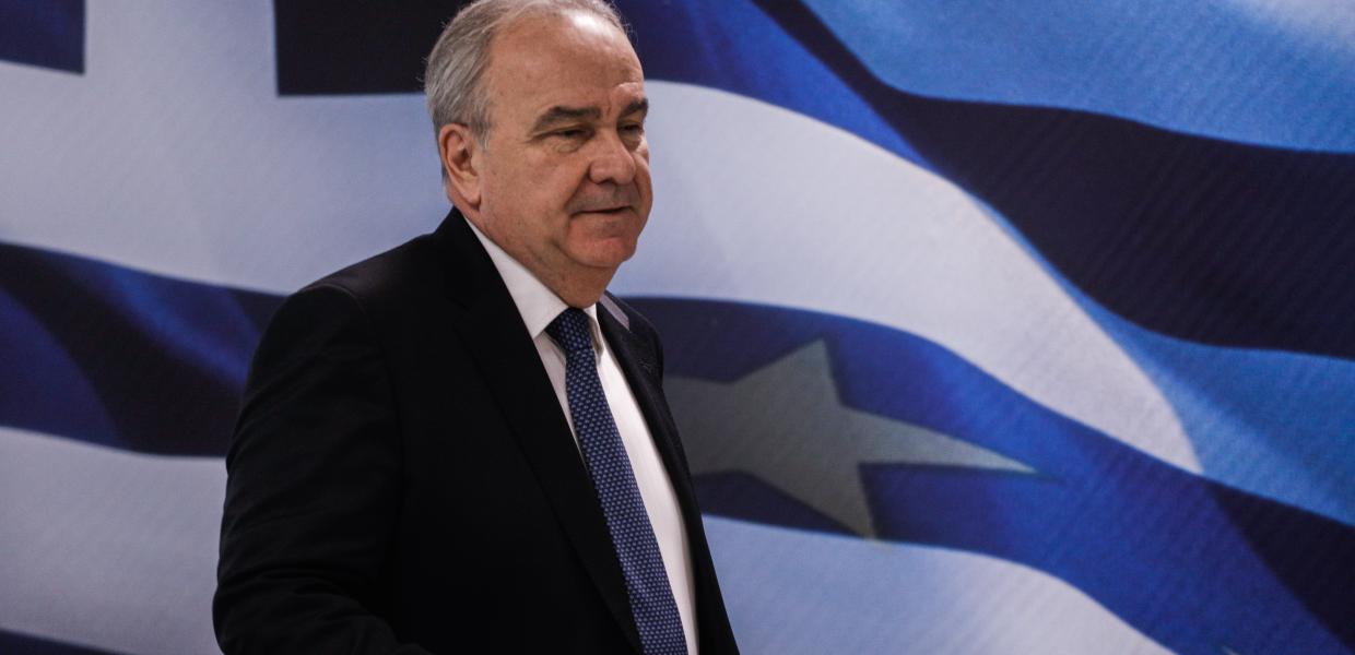 Ο υπουργός Νικόλαος Παπαθανάσης έκρυψε την περιουσία του για να μην την κατασχέσουν