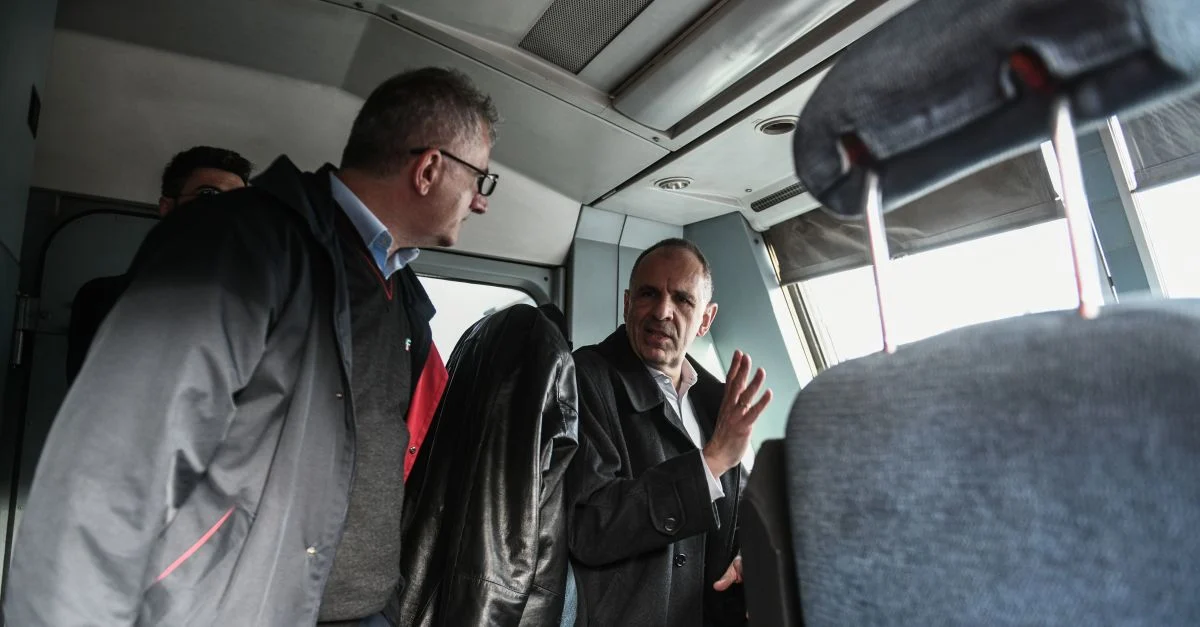 Νίκος Παππάς: Επικοινωνιακό σόου που προσβάλει τους πολίτες η επανεκκίνηση του σιδηροδρόμου με τον Γεραπετρίτη