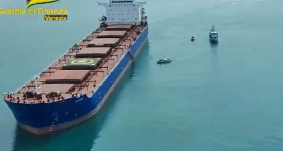 Πλοίο μεγάλου Ελληνα εφοπλιστή πιάστηκε με φορτίο κοκαΐνης στη Βενετία
