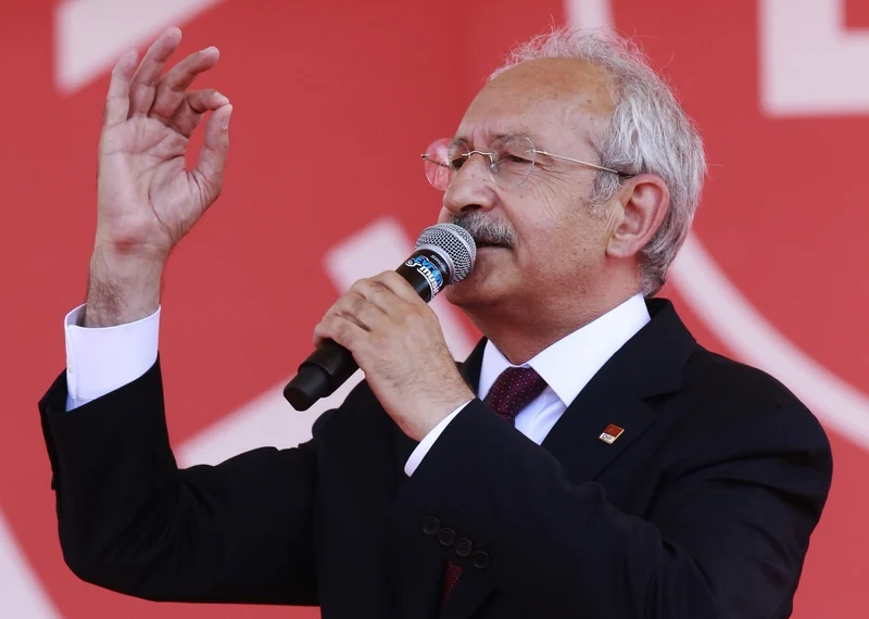 Eκλογές στην Τουρκία: Ο Κιλιτσντάρογλου αποκαλεί «απατεώνα» τον Ερντογάν