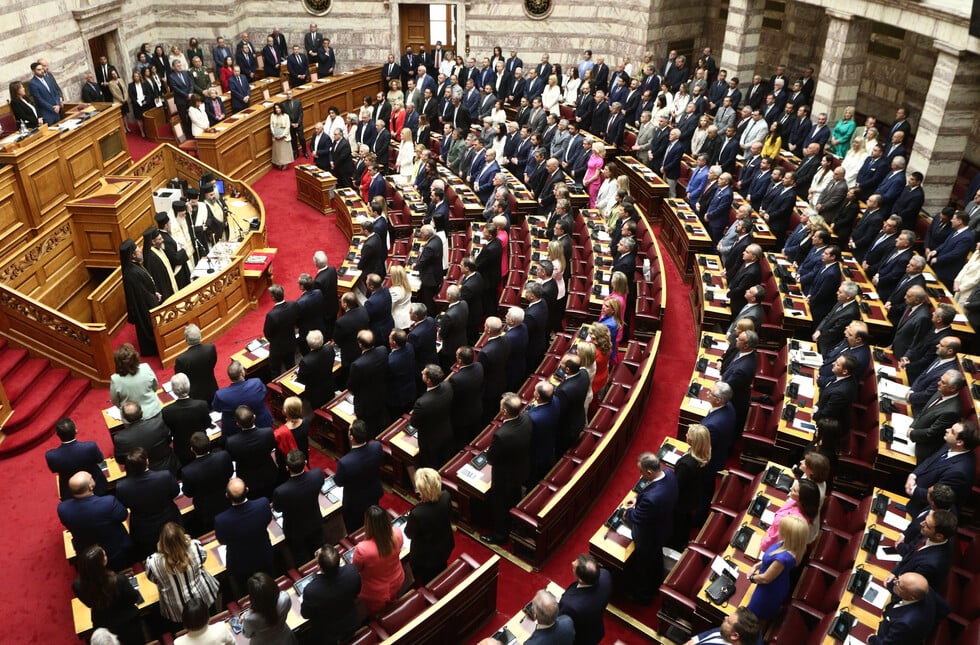 Βουλή: Κρίσιμα νομοσχέδια με αλλαγές σε εργασιακά, Υγεία, Πανεπιστήμια