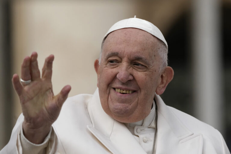 Πάπας Φραγκίσκος: Στο νοσοκομείο ξανά για επείγουσα εγχείρηση