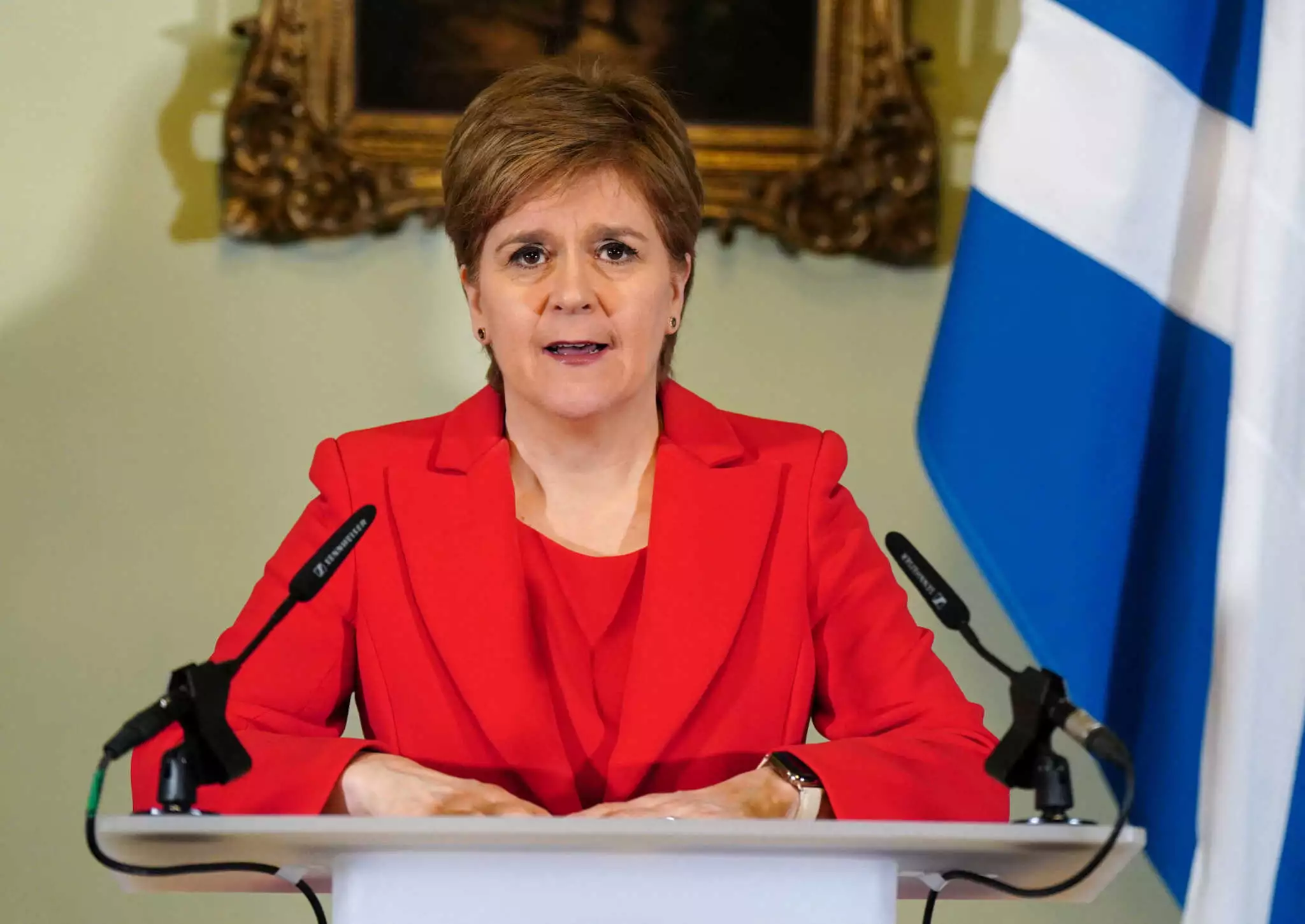 Ελεύθερη χωρίς να απαγγελθούν κατηγορίες η Νίκολα Στέρτζον πρώην πρωθυπουργός της Σκωτίας