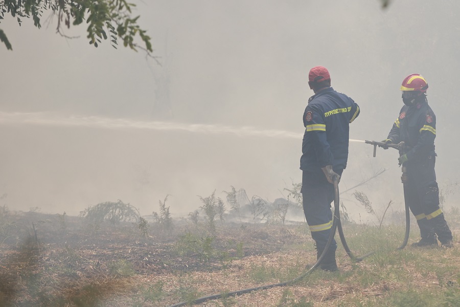 «Περίεργη» φωτιά στη Ρόδο – Κάηκαν 150 στρέμματα δάσους