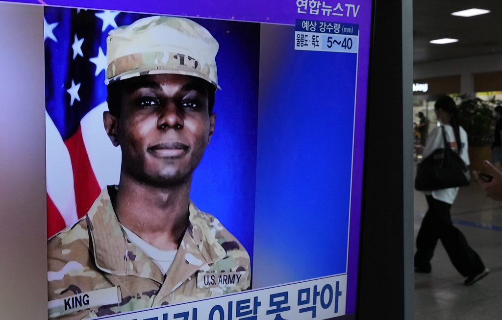 Η Βόρεια Κορέα επιβεβαίωσε την κράτηση Αμερικανού στρατιώτη