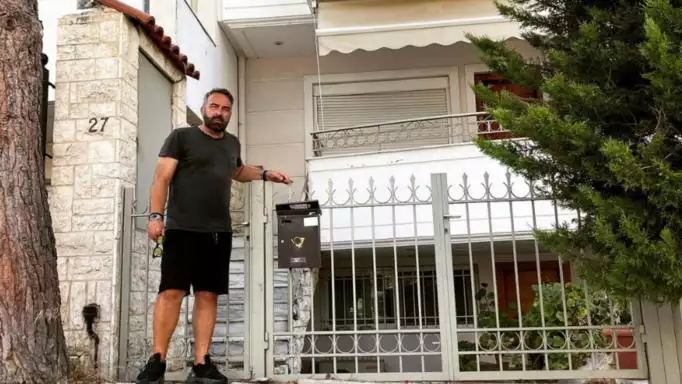 Πολύ δύσκολες στιγμές για τον Γρηγόρη Γκουντάρα – Αναγκάζεται να πουλήσει το σπίτι του